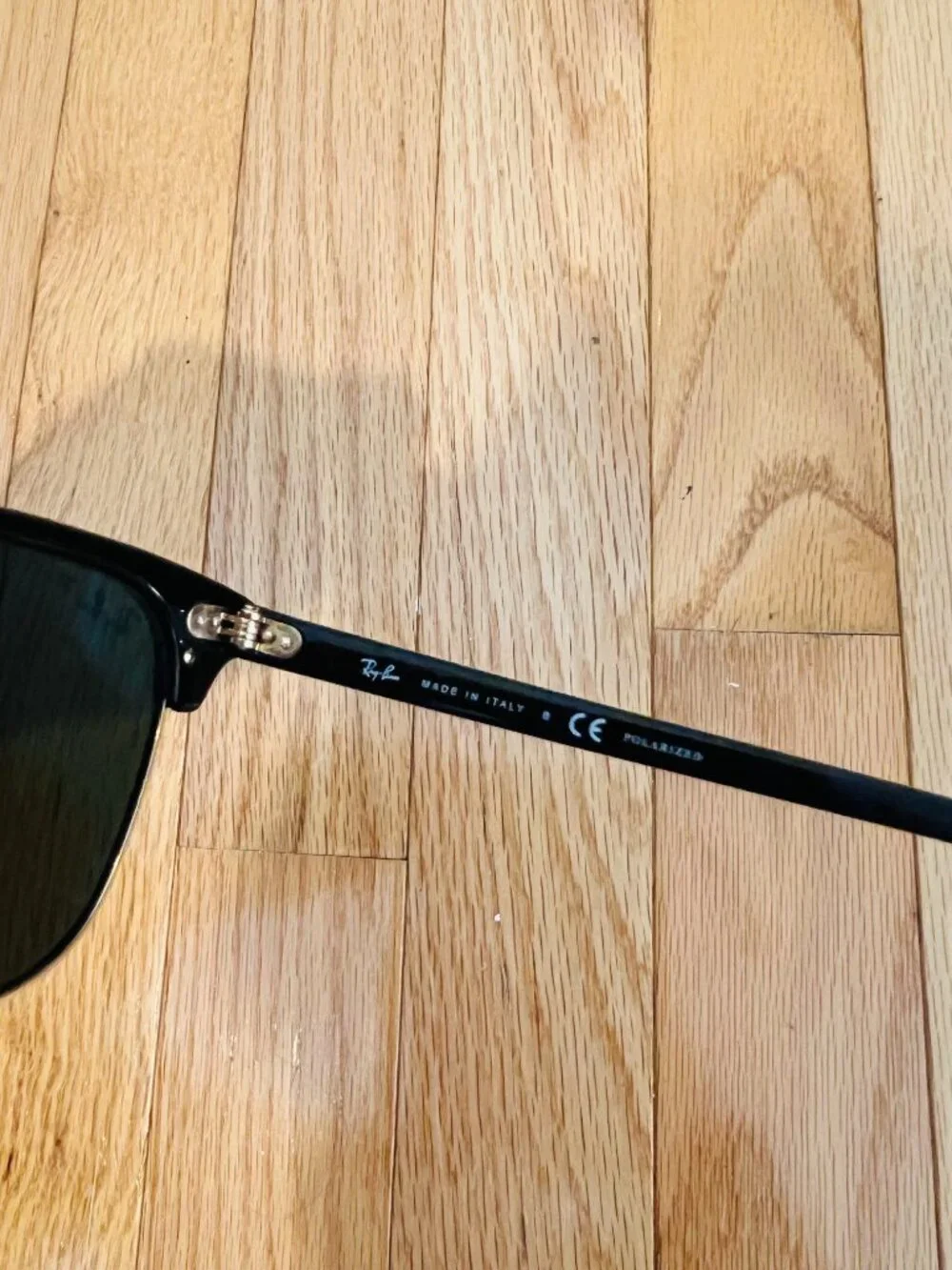 Authentic Ray-Ban Clubmaster Classic sunglasses